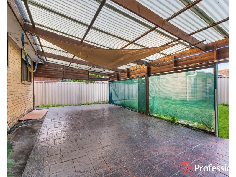 28 Gladstone Street, St Albans VIC 3021