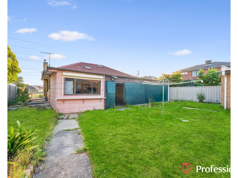 28 Gladstone Street, St Albans VIC 3021