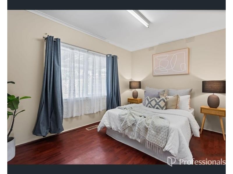 16 Ferris Avenue, Deer Park VIC 3023