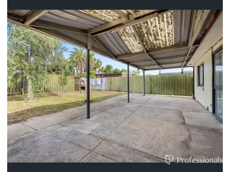 16 Ferris Avenue, Deer Park VIC 3023