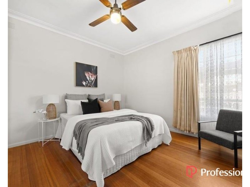 81 St Albans Road, St Albans VIC 3021