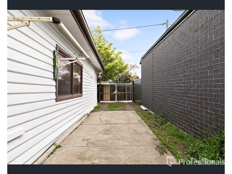 48 Gwelo Street, West Footscray VIC 3012