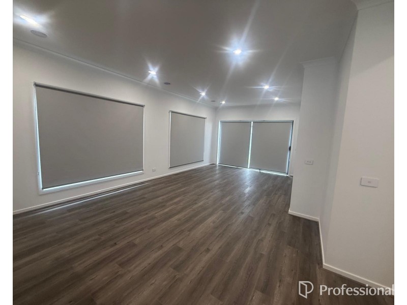 30 Weyba Street, Truganina VIC 3029