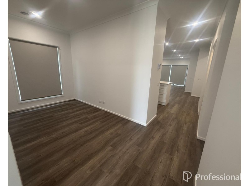 30 Weyba Street, Truganina VIC 3029