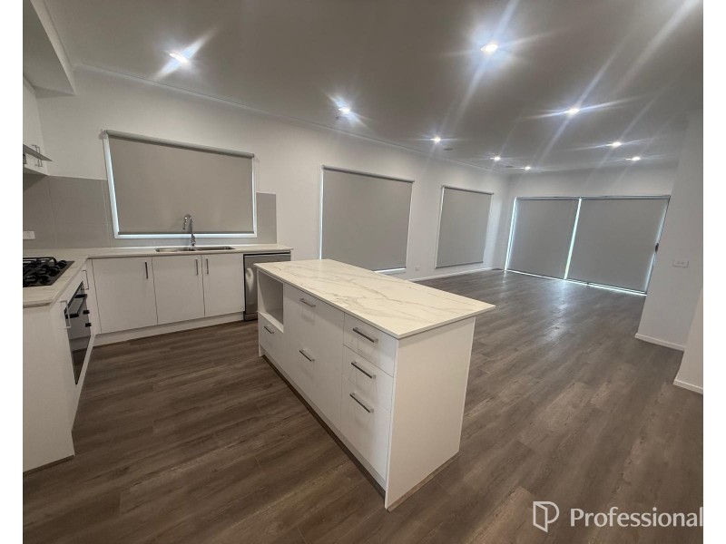 30 Weyba Street, Truganina VIC 3029