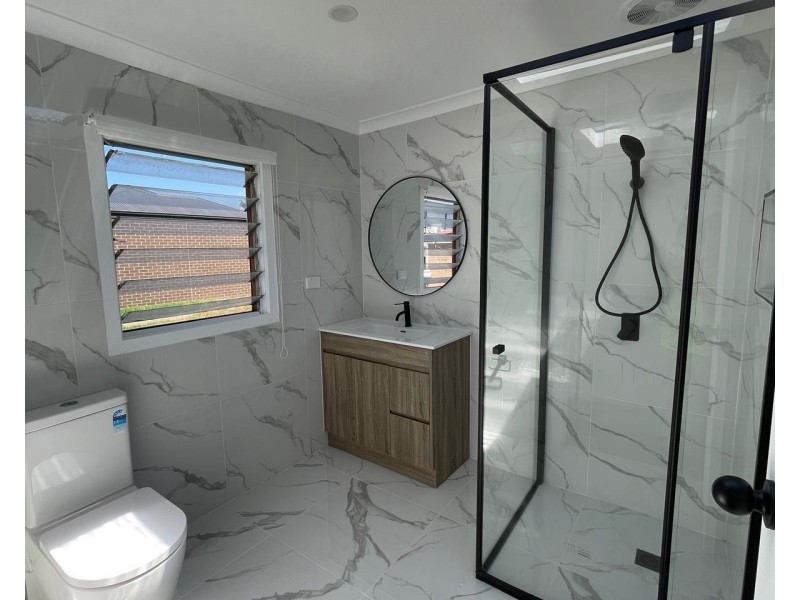 31 Lester Ave, St Albans VIC 3021