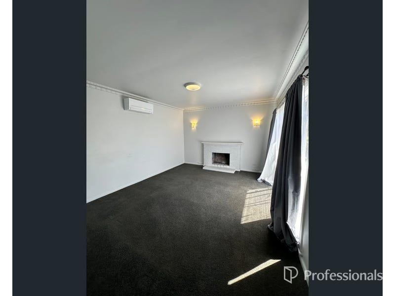 1/3 Great Britain Street, Herne Hill VIC 3218