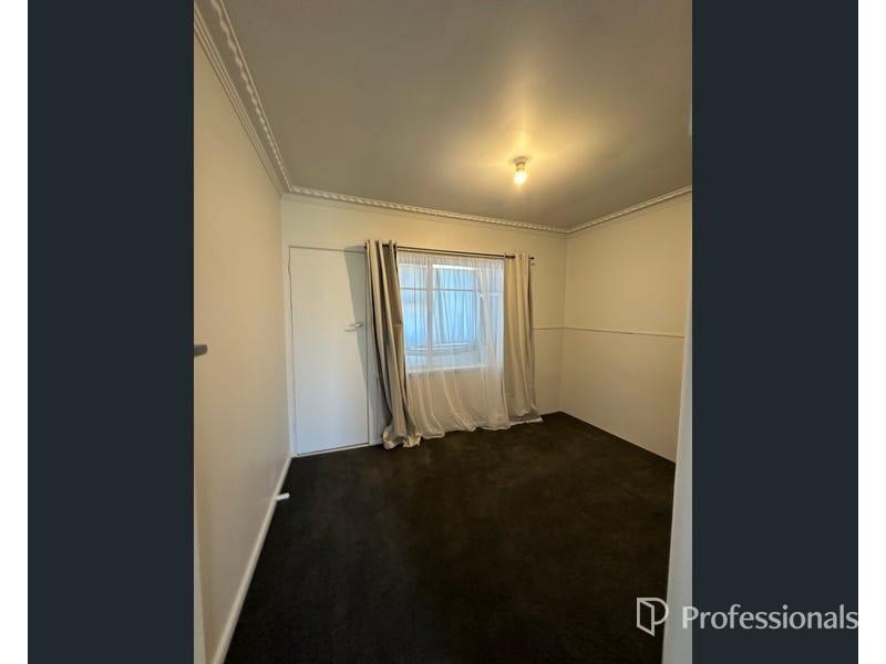 1/3 Great Britain Street, Herne Hill VIC 3218