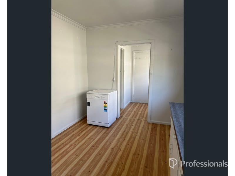 1/3 Great Britain Street, Herne Hill VIC 3218