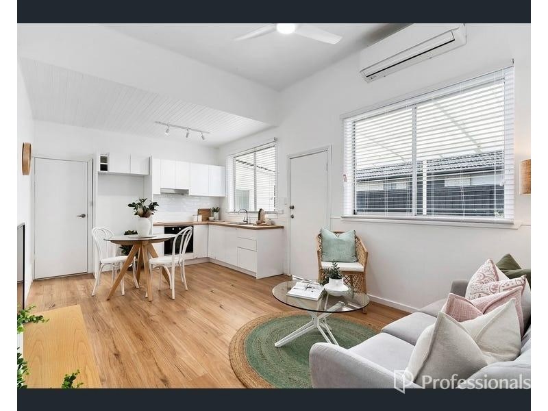 24 Dove St, West Footscray VIC 3012