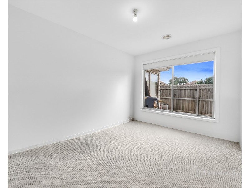 4/37 Glendenning Street, St Albans VIC 3021