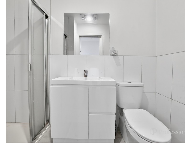 4/37 Glendenning Street, St Albans VIC 3021