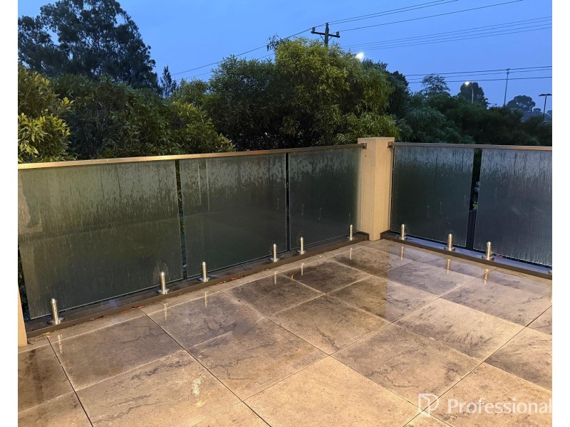 2/79 Phoenix Street, Sunshine North VIC 3020