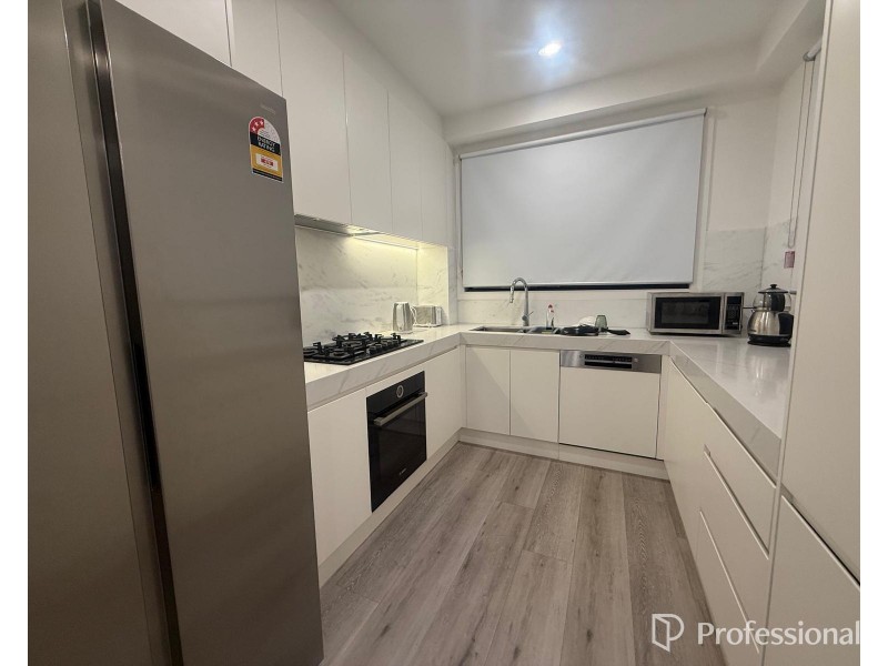 2/79 Phoenix Street, Sunshine North VIC 3020