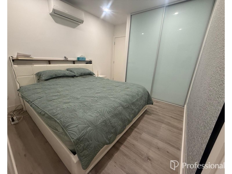 2/79 Phoenix Street, Sunshine North VIC 3020