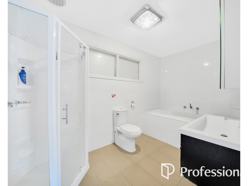 29 Charlbury Grove, St Albans VIC 3021