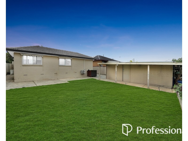 29 Charlbury Grove, St Albans VIC 3021