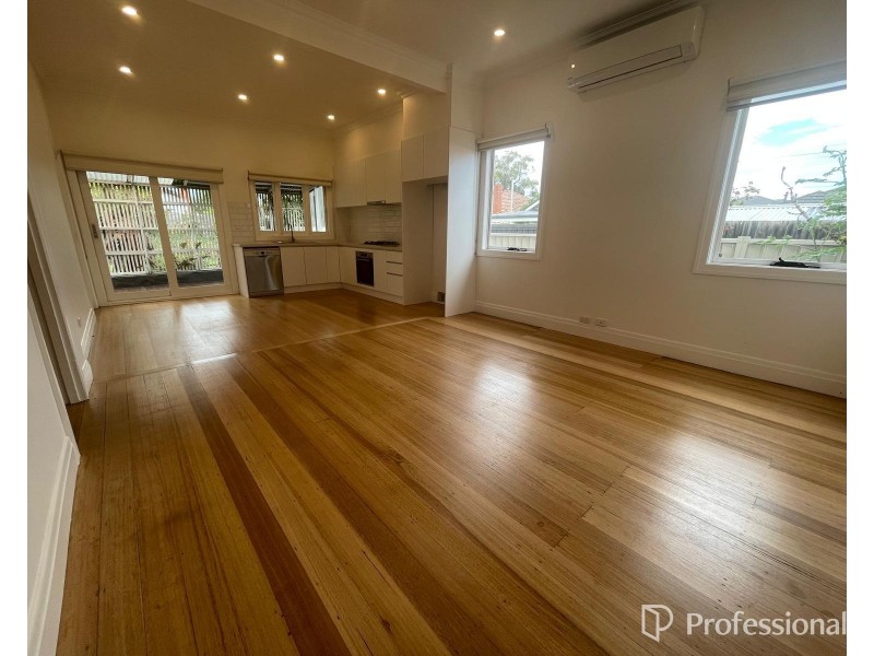 33 Stanley St, West Footscray VIC 3012