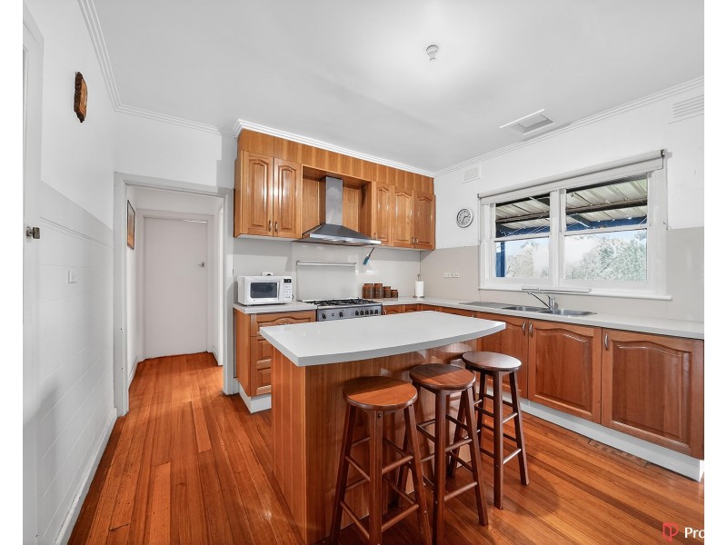 50 Mcarthur Avenue, St Albans VIC 3021