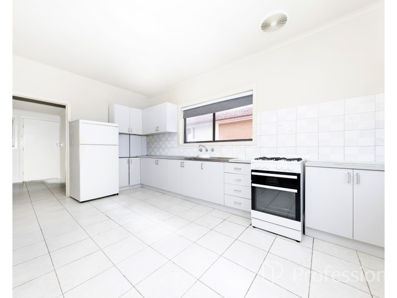 9 Glyndon Avenue, St Albans VIC 3021