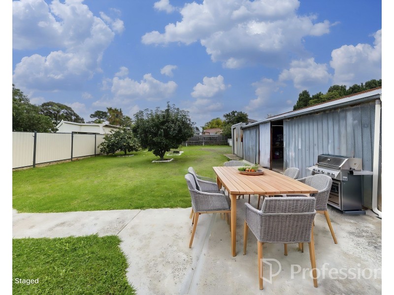 9 Glyndon Avenue, St Albans VIC 3021