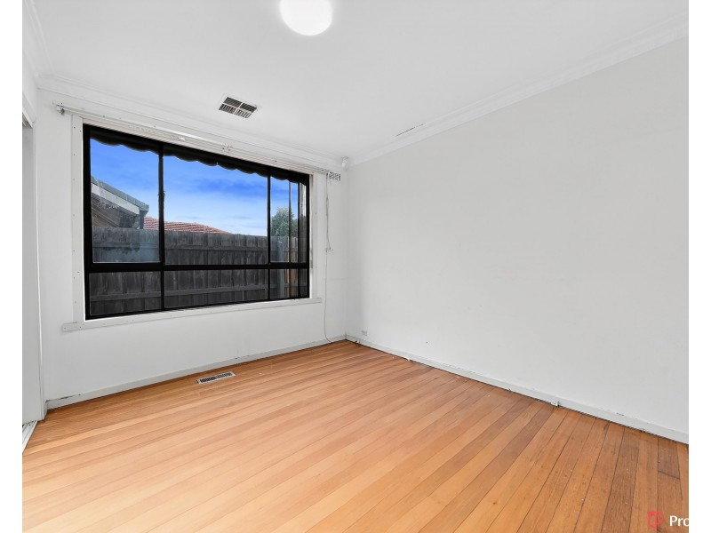 9 Grist Street, St Albans VIC 3021