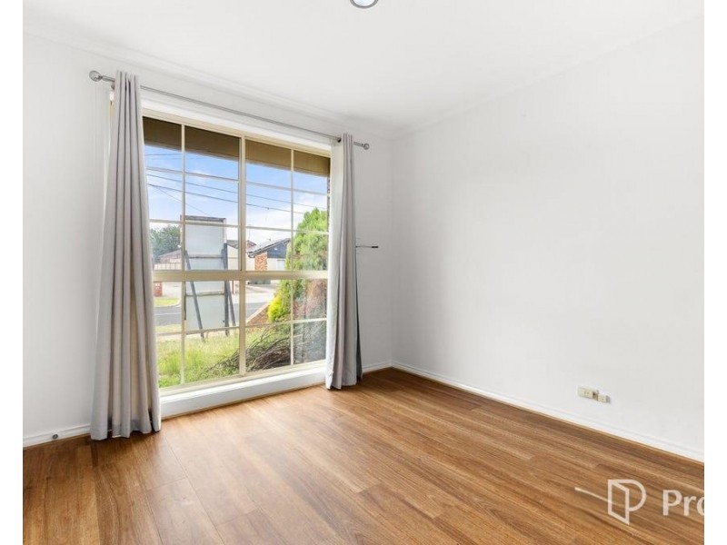 1/19 Deer Street, Deer Park VIC 3023
