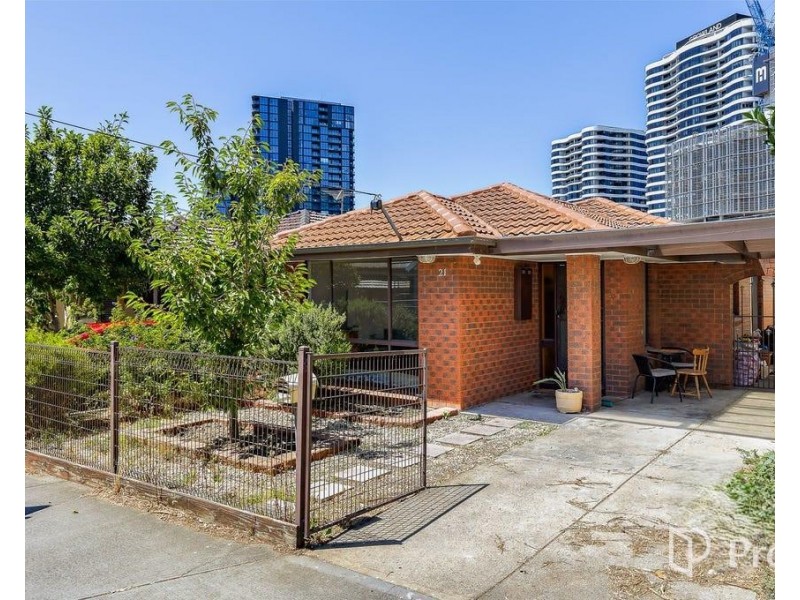 21 Railway Place, Footscray VIC 3011