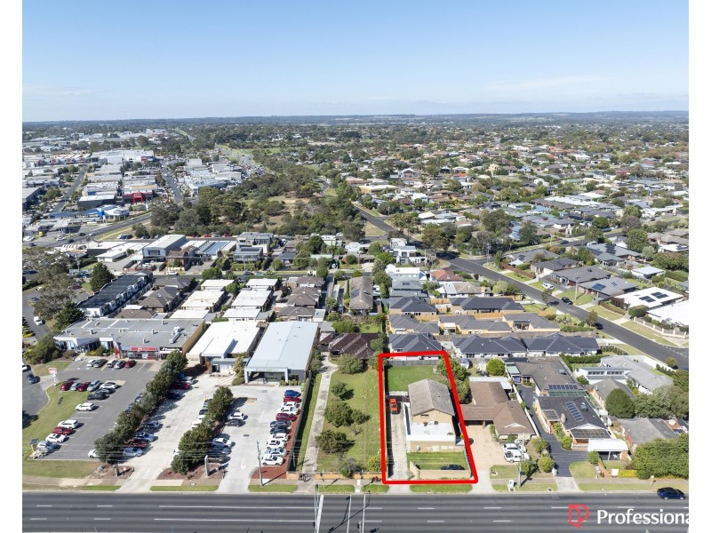 952 + 954 Nepean Hwy, Mornington VIC 3931