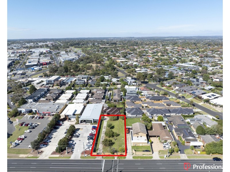 952 + 954 Nepean Hwy, Mornington VIC 3931