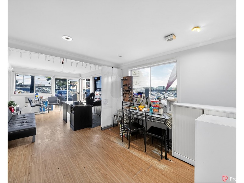 Corner 148 + 186 Ashley Street + Mitchell Street, Maidstone VIC 3012