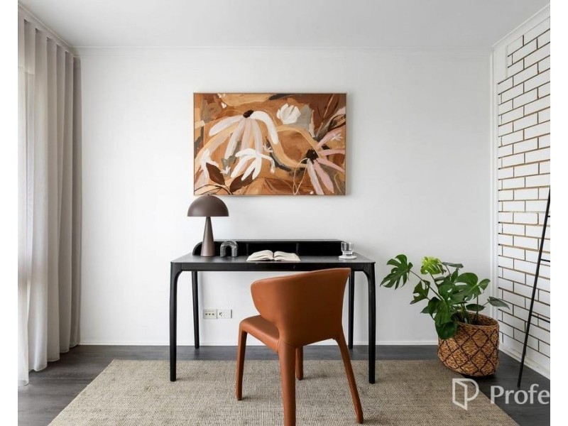 30 Handsworth Crescent, Tullamarine VIC 3043