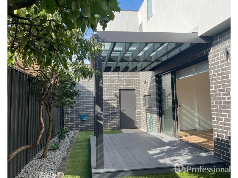 2, 3/29 Ford Avenue, Sunshine North VIC 3020