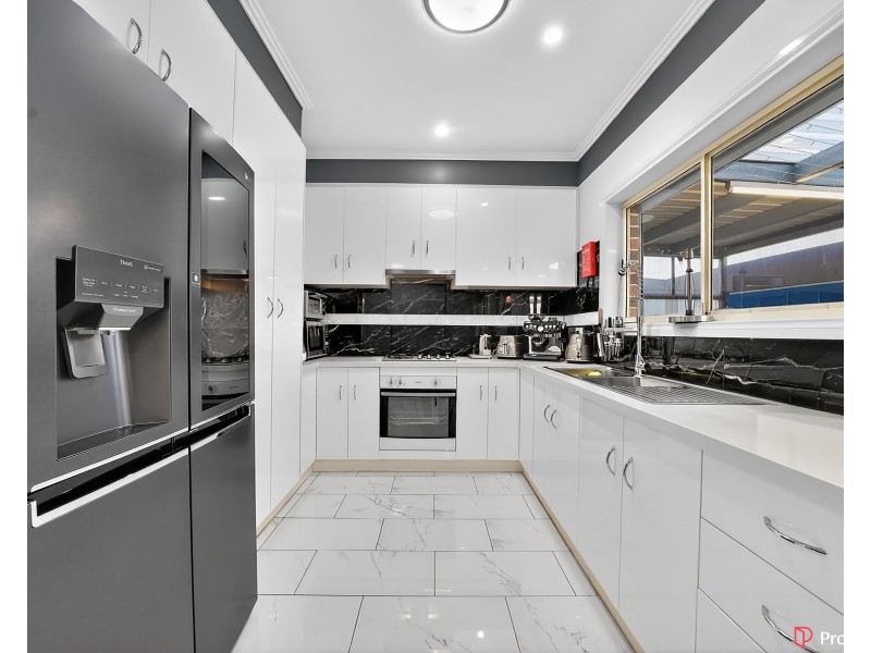 22 Marlock Way, Delahey VIC 3037