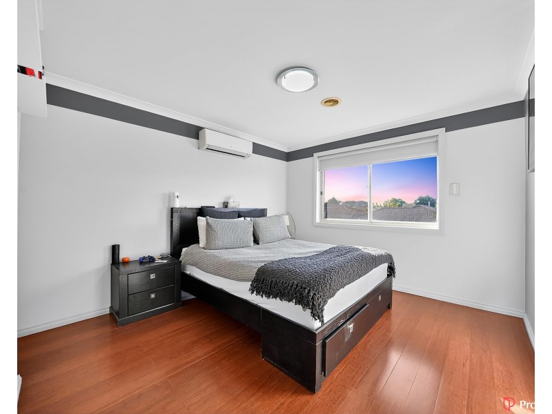 22 Marlock Way, Delahey VIC 3037