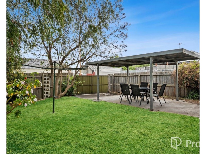 2 Walls Street, Geelong VIC 3220