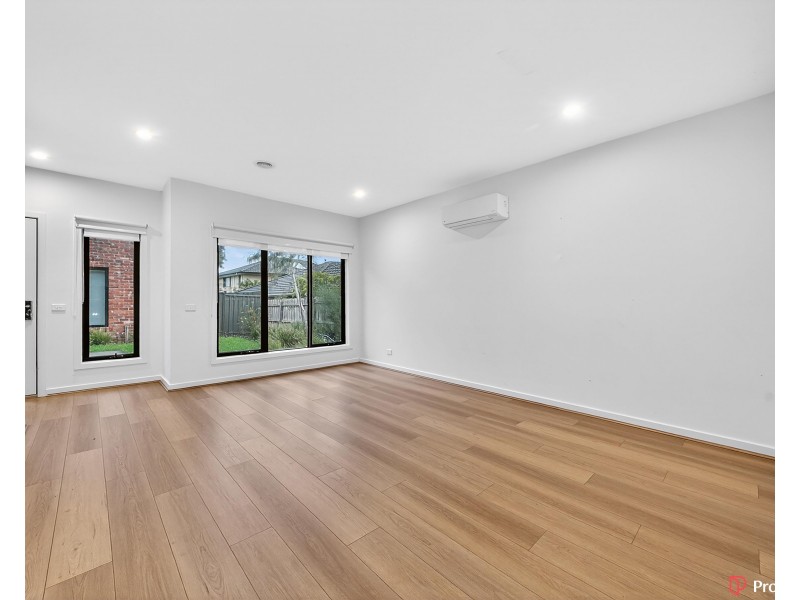 6 Greenwell Close, Hampton Park VIC 3976