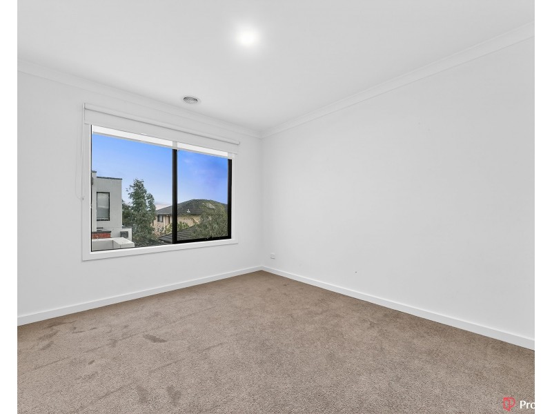 6 Greenwell Close, Hampton Park VIC 3976