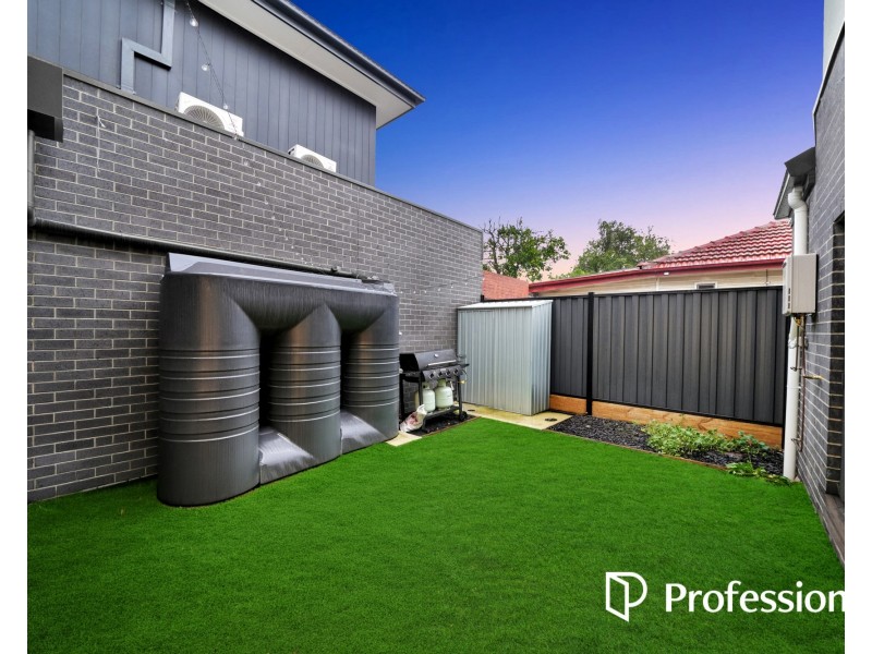 1, 2, 3/3 Rosewall Street, Sunshine North VIC 3020