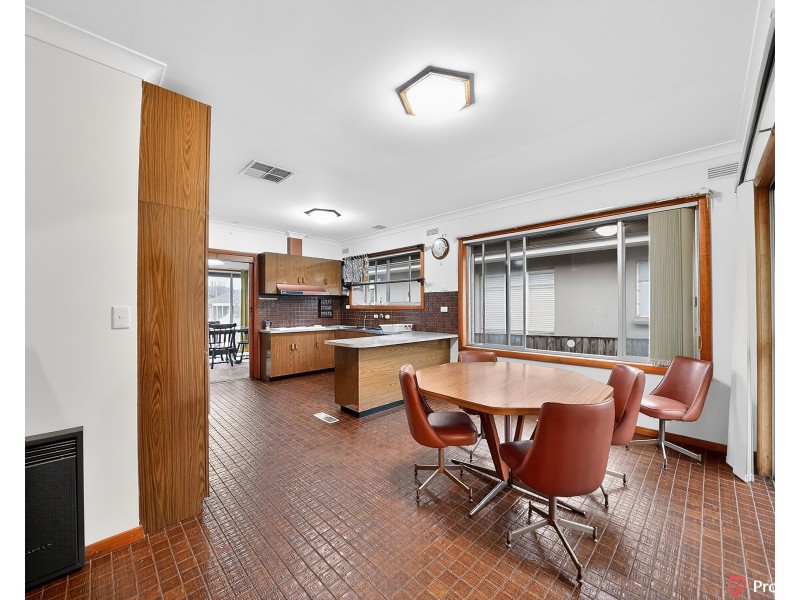 176 Biggs Street, St Albans VIC 3021