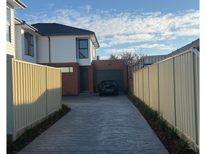 3/35 Westmoreland Rd, Sunshine North VIC 3020