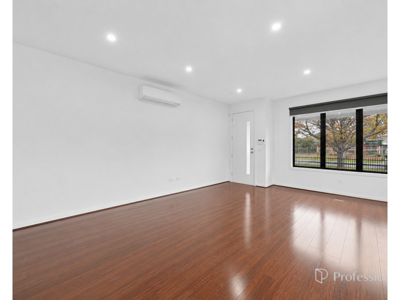 1, 2, 3/18 Talbot Street, Sunshine VIC 3020