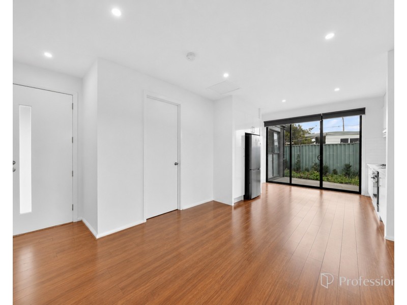 1, 2, 3/18 Talbot Street, Sunshine VIC 3020
