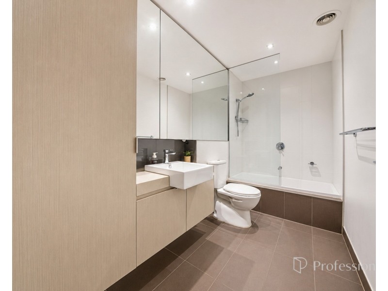 1/46 Eucalyptus Drive, Maidstone VIC 3012
