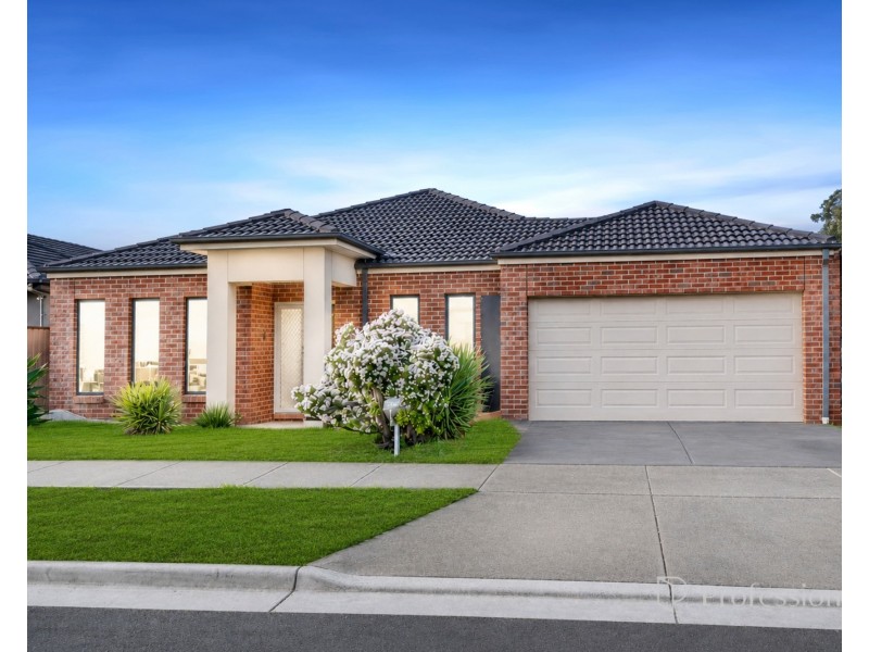 4 West Highland Drive, Burnside Heights VIC 3023