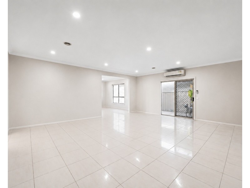 4 West Highland Drive, Burnside Heights VIC 3023