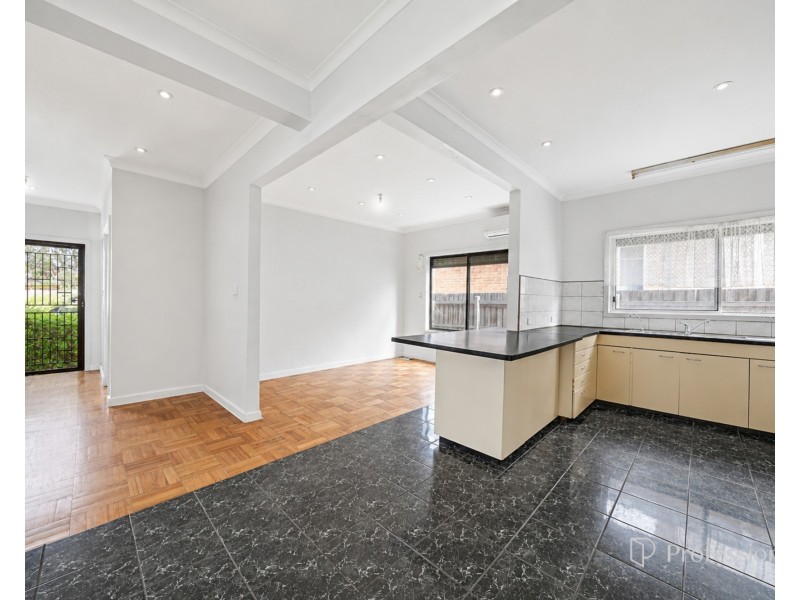 14 Mcivor Road, St Albans VIC 3021