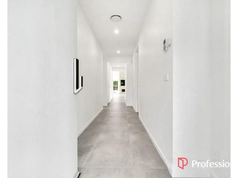 2 Muscat Avenue, Burnside Heights VIC 3023