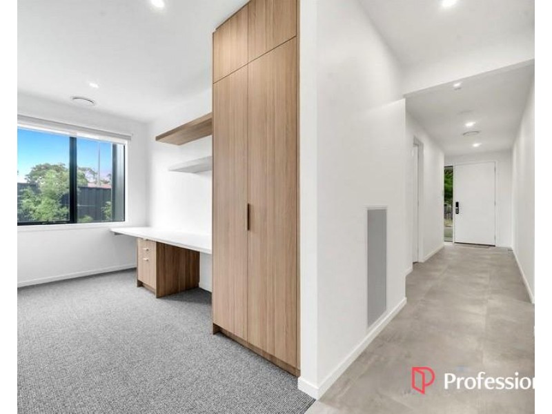 2 Muscat Avenue, Burnside Heights VIC 3023