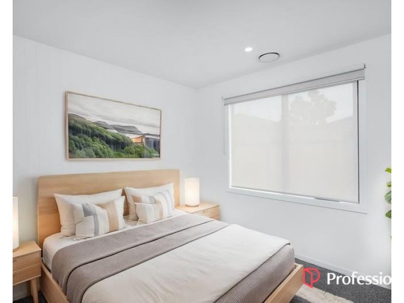2 Muscat Avenue, Burnside Heights VIC 3023
